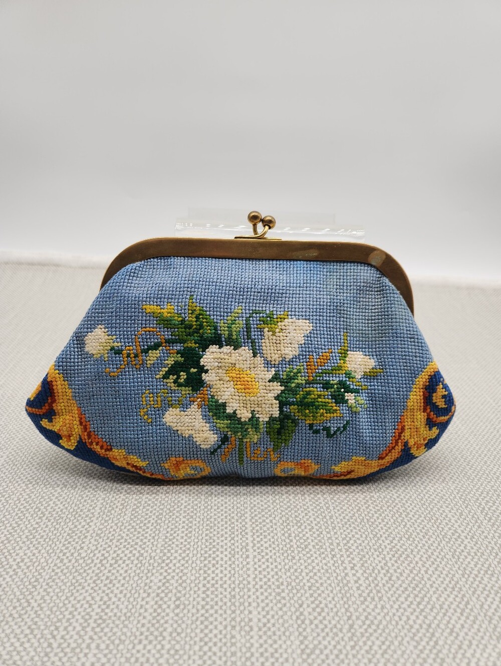 Koret Vintage Purse Floral Needlepoint   Leather Lined Brass Hardware Clutch